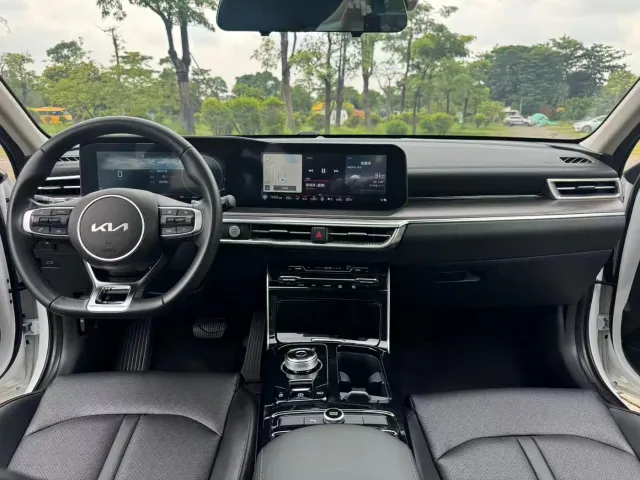 Kia Kia K5 2021 380T GT-Line Renewal Edition — Фото автомобиля 10