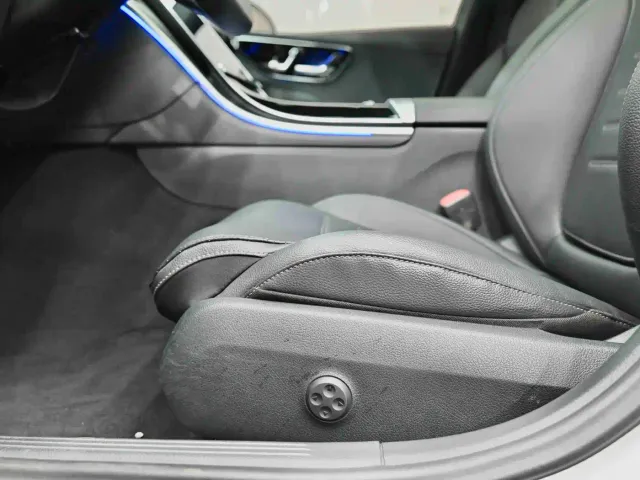 Mercedes-Benz C-Class — Фото автомобиля 16