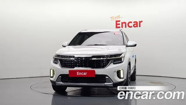 Kia Seltos — Фото автомобиля 3