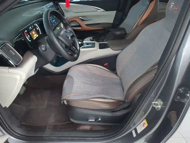 BYD Song Pro — Фото автомобиля 14