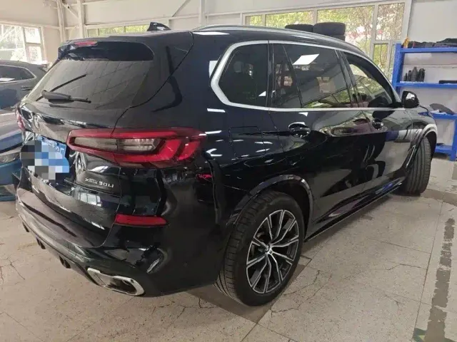 BMW X5 — Фото автомобиля 6