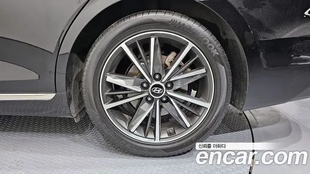 Hyundai Grandeur Новый Grandeur IG — Фото автомобиля 21