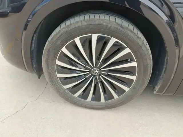 Volkswagen Viloran 2024 380TSI Executive Edition — Фото автомобиля 22
