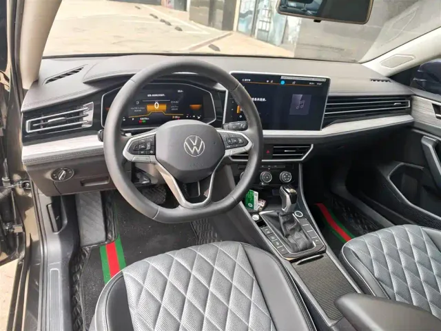 Volkswagen Sagitar — Фото автомобиля 13