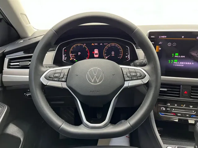 Volkswagen Bora — Фото автомобиля 5