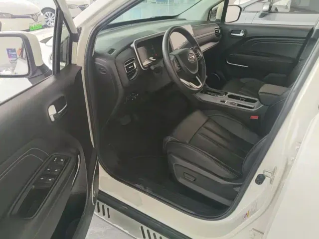 GAC Trumpchi GS3 — Фото автомобиля 15