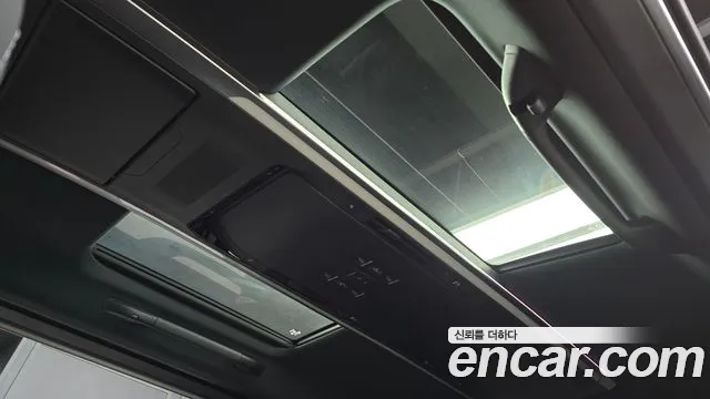 Toyota Alphard — Фото автомобиля 26