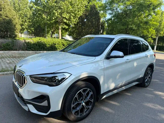 BMW X1 — Фото автомобиля 2