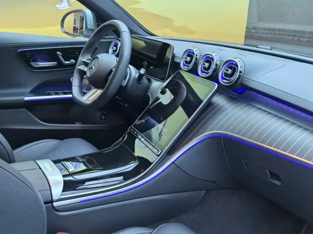 Mercedes-Benz C-Class — Фото автомобиля 25