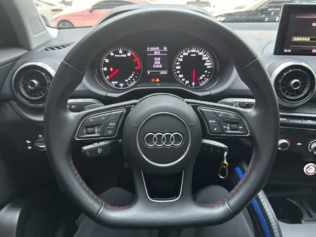 Audi Audi Q2L 2022 35 TFSI Progressive Dynamic — Фото автомобиля 14