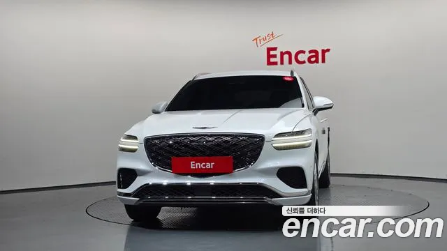 Genesis GV70 2.5T Бензин 2WD — Фото автомобиля 3