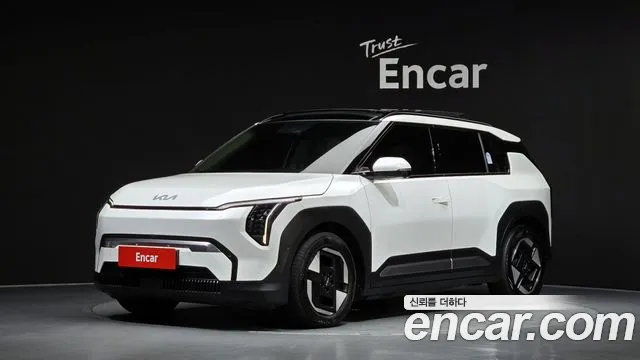Фотография автомобиля — Kia EV3