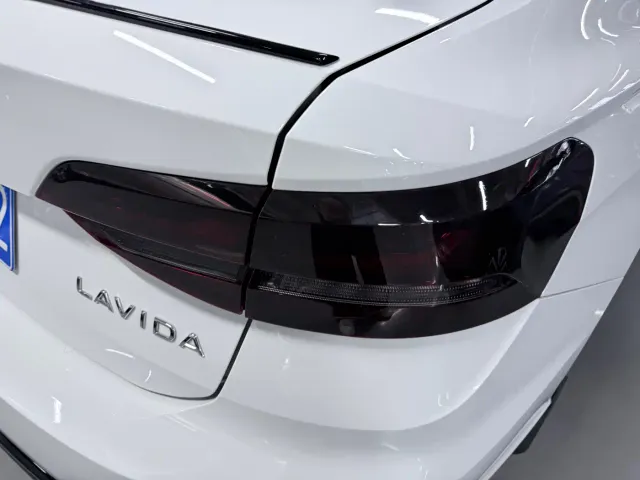 Volkswagen Lavida — Фото автомобиля 19