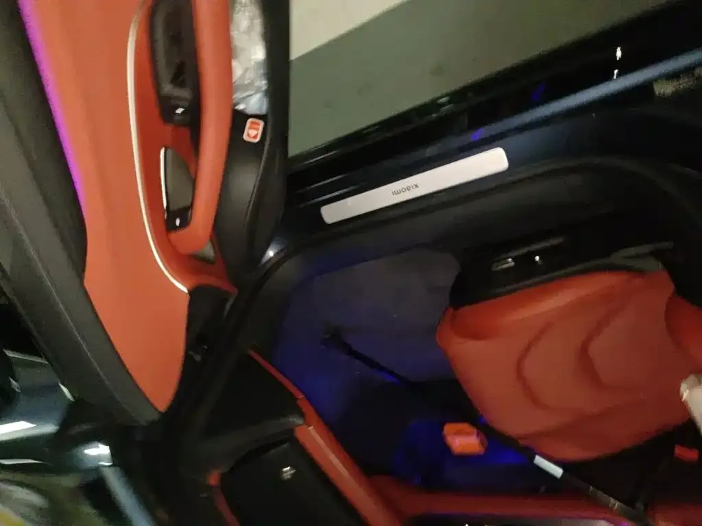 Xiaomi Auto Xiaomi SU7 2024 AWD Extended Range Advanced Smart Driving Max Edition — Фото автомобиля 19
