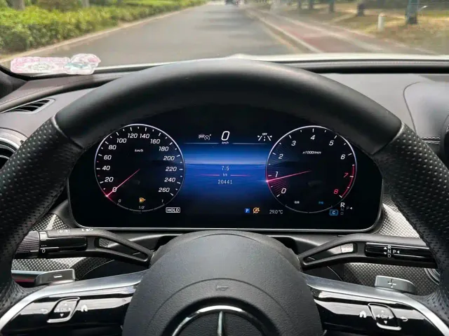 Mercedes-Benz C-Class — Фото автомобиля 8