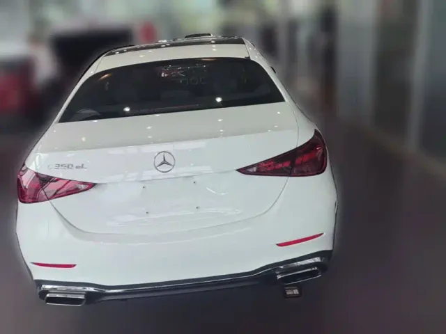 Mercedes-Benz C-Class — Фото автомобиля 7