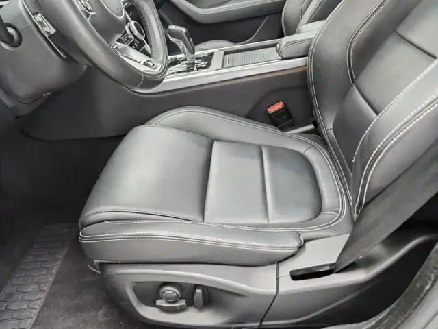 Jaguar XEL — Фото автомобиля 20