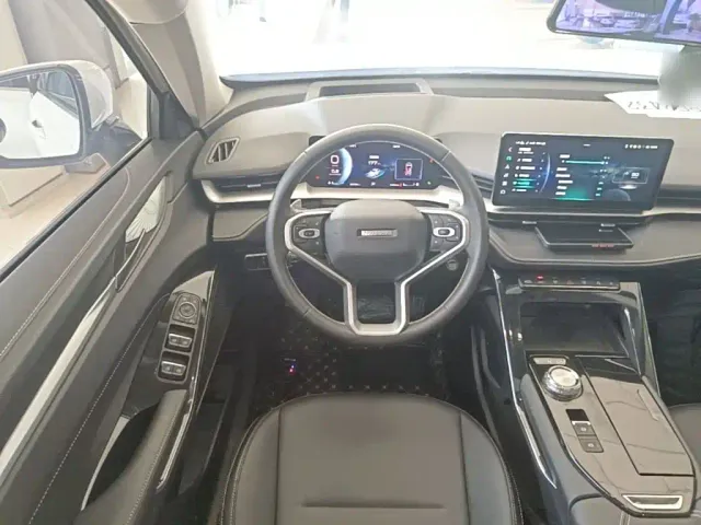 Haval H6 — Фото автомобиля 10