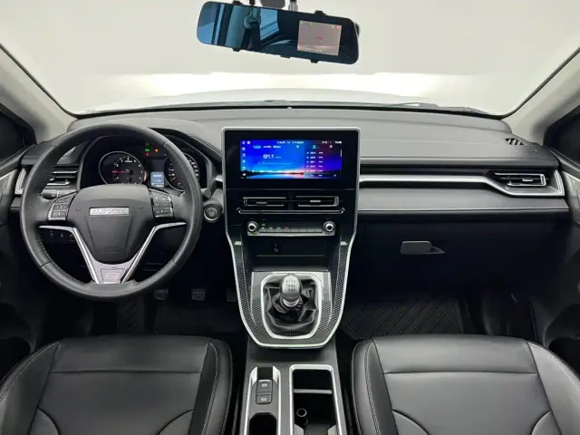 Haval M6 — Фото автомобиля 15
