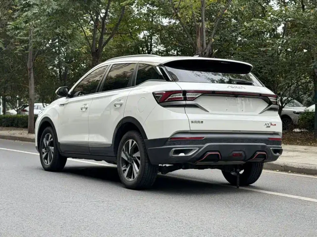 Dongfeng Fengshen AX7 — Фото автомобиля 9