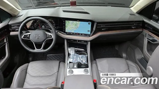 Volkswagen Touareg Touareg 3 поколение 3.0 TDI Prestige — Фото автомобиля 6