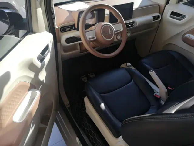 Wuling Hongguang Mini EV — Фото автомобиля 15