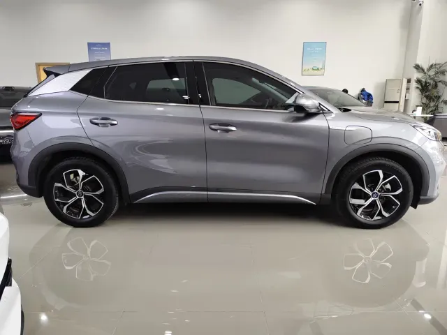 BYD Yuan PLUS — Фото автомобиля 8