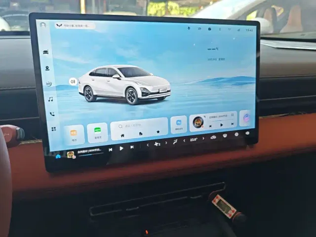 Wuling Starlight — Фото автомобиля 12