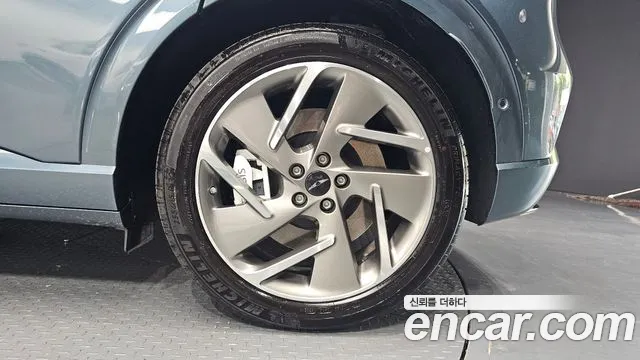 Genesis GV60 — Фото автомобиля 6