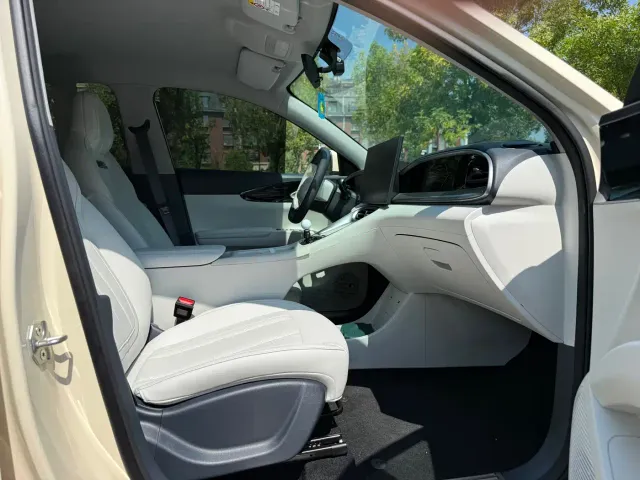 Geely Starry Wish — Фото автомобиля 10