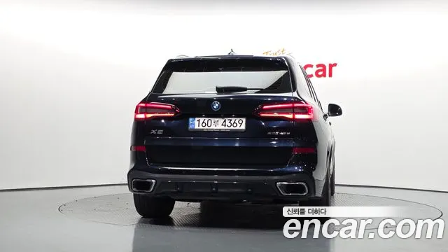 BMW X5 — Фото автомобиля 4