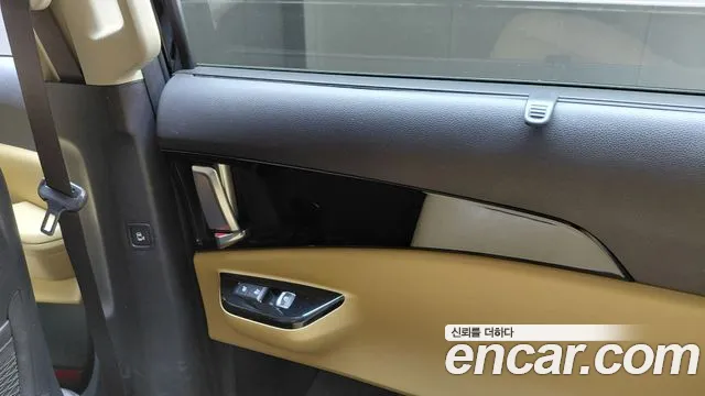Kia Carnival Generation 4 — Фото автомобиля 14