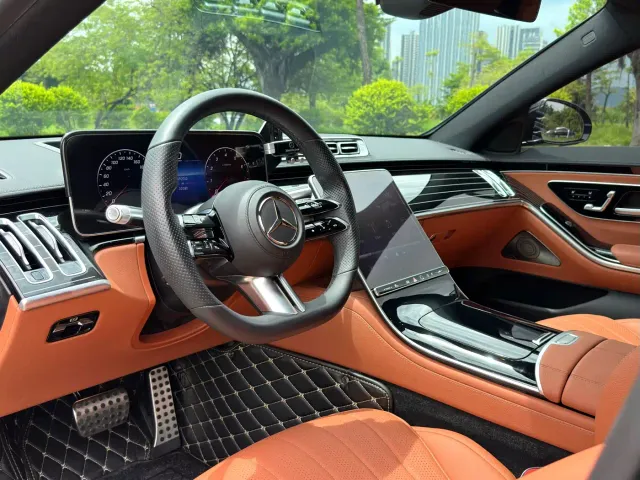 Mercedes-Benz S-Class — Фото автомобиля 10
