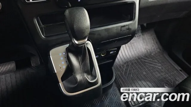 Hyundai Staria Staria Карго 5 мест — Фото автомобиля 9