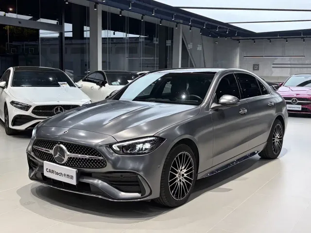 Фотография автомобиля — Mercedes-Benz C-Class