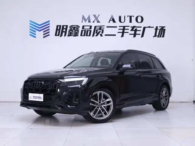 Audi Q7 — Фото автомобиля 2