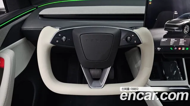 Tesla Model Y — Фото автомобиля 19