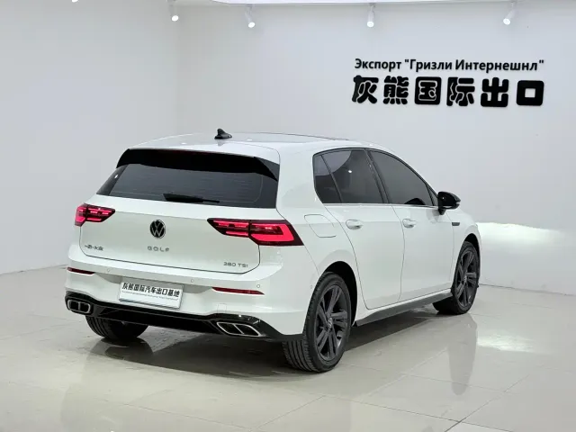 Volkswagen Golf — Фото автомобиля 6