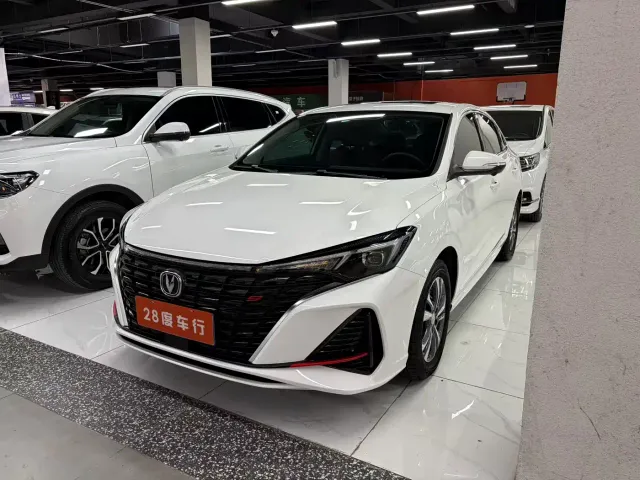 Фотография автомобиля — Changan Eado