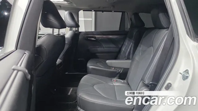 Toyota Highlander 4th Gen — Фото автомобиля 18