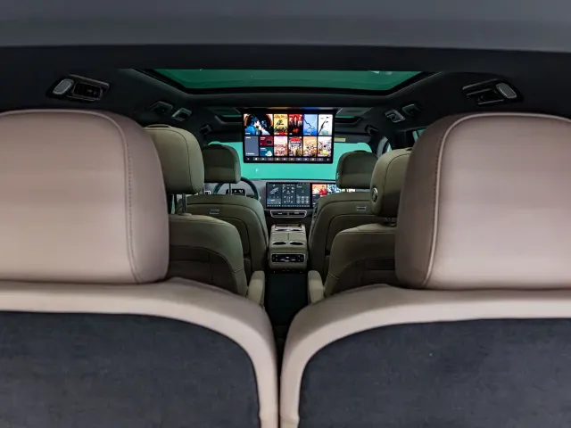Li Auto L9 — Фото автомобиля 16