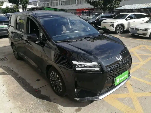 Wuling Starlight 730 — Фото автомобиля 3