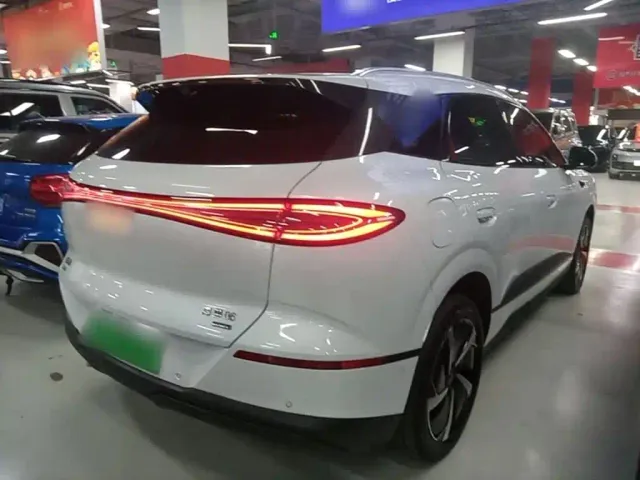BYD Sealion 06 — Фото автомобиля 6
