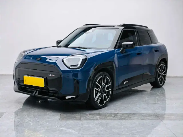 Фотография автомобиля — MINI Electric ACEMAN