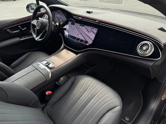Mercedes-Benz EQS — Фото автомобиля 16
