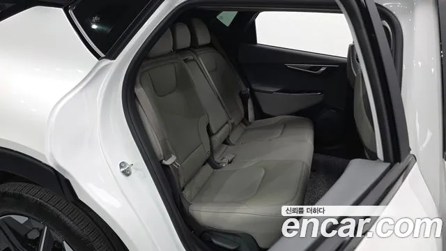 Kia EV6 — Фото автомобиля 18
