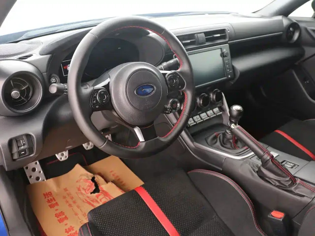 Subaru BRZ — Фото автомобиля 11