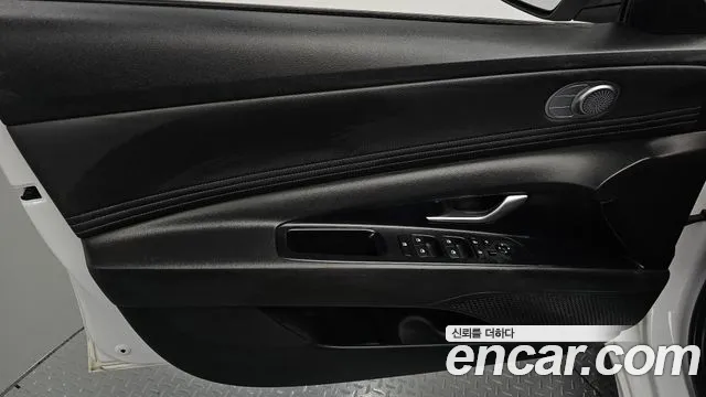 Hyundai Avante CN7 — Фото автомобиля 13