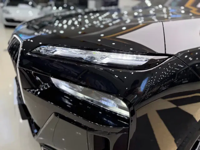 BMW 7 Series — Фото автомобиля 26