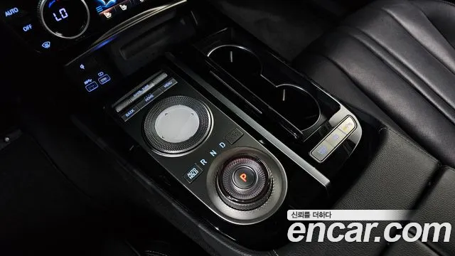 Genesis G80 Бензин 2.5 турбо 2WD — Фото автомобиля 9